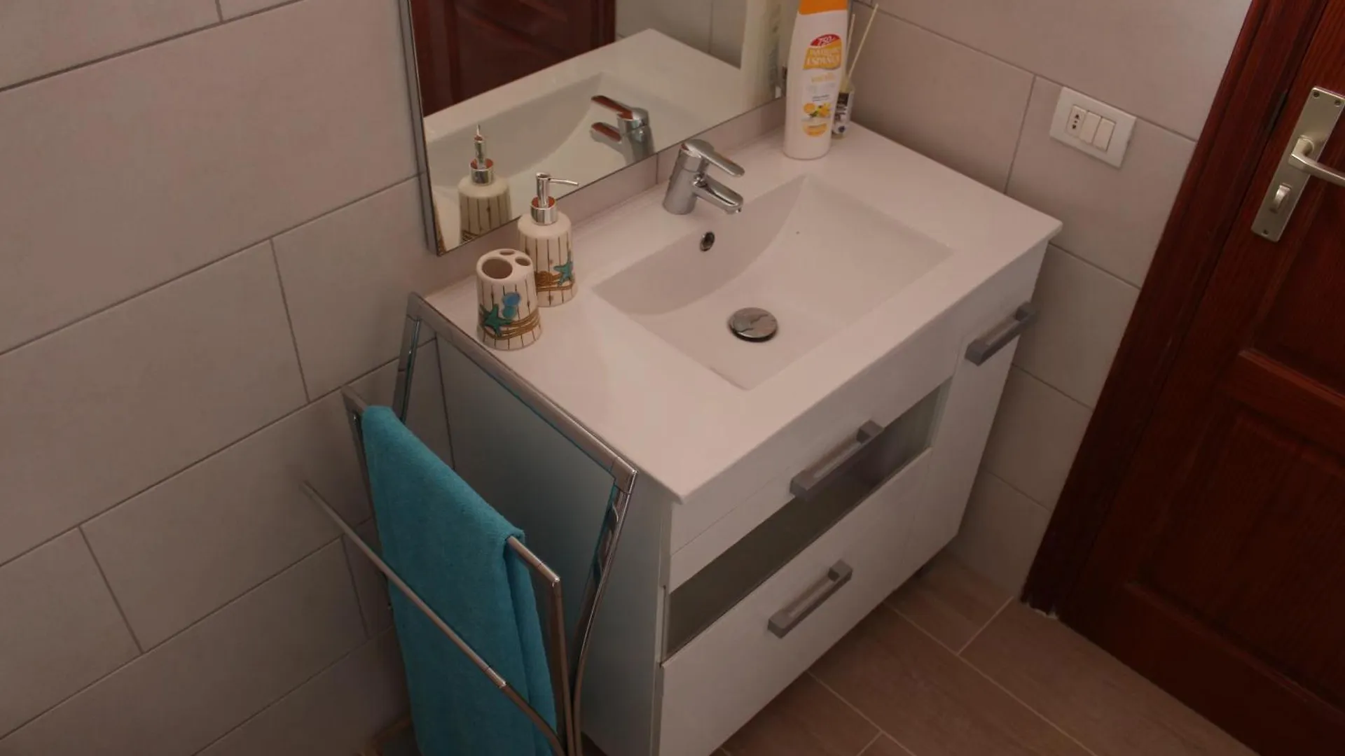 Terrazas De La Paz Holiday Beach House San Miguel de Abona 0*,  Spanien